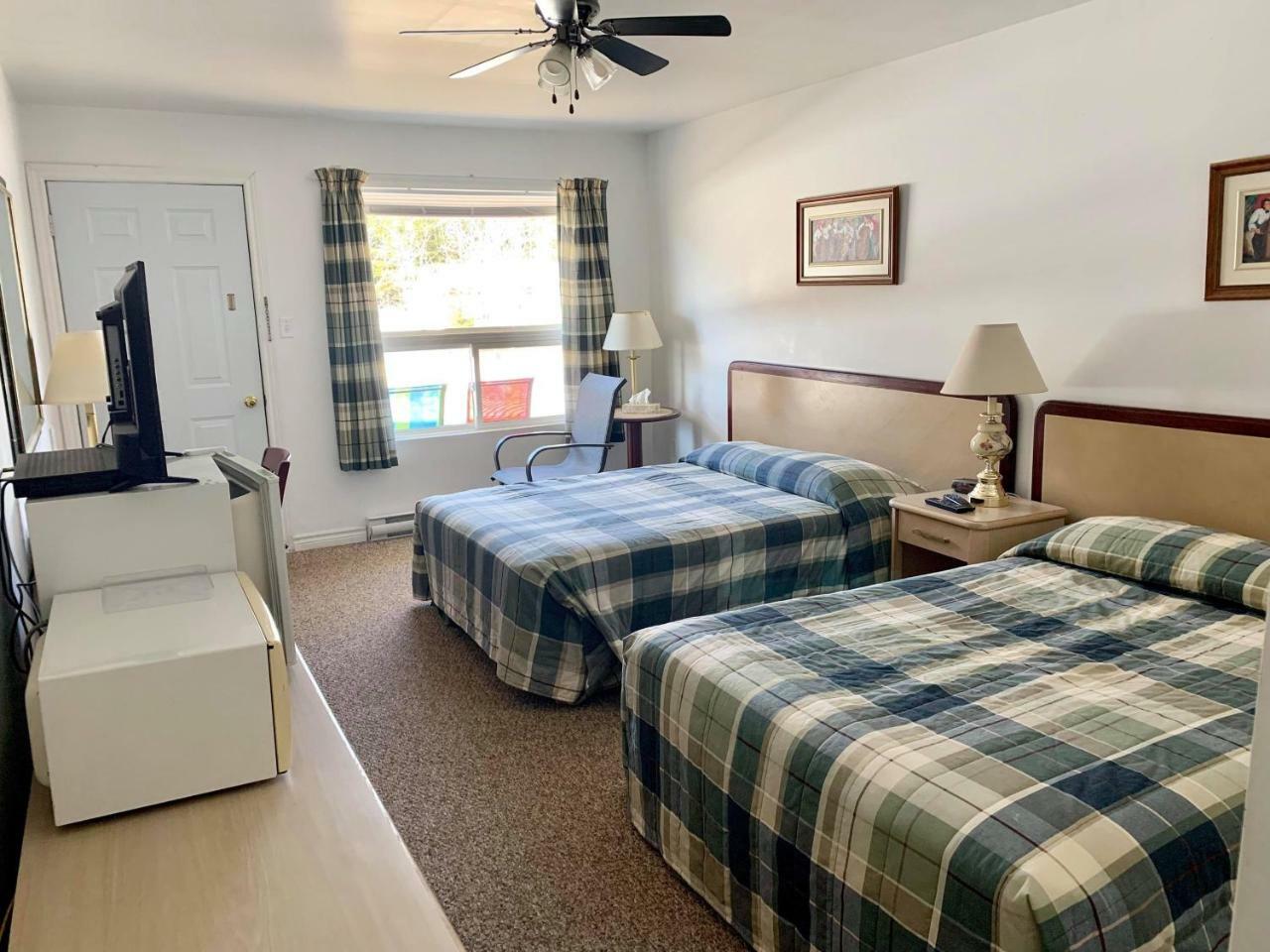 The Fundy Rocks Resort Хоупуел Кейп Екстериор снимка